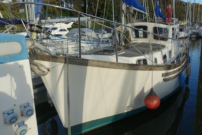 1981 Colvic Watson 28'6"