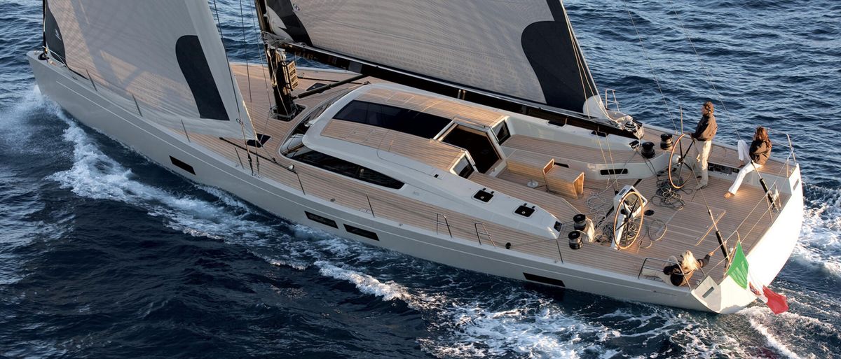 2010 Advanced Yachts 67 