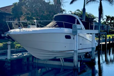 Sea Ray 350 Sundancer