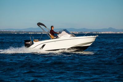Beneteau Flyer 6 Sundeck