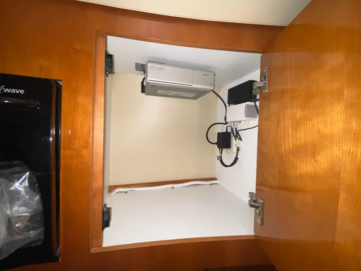  Yacht Photos Pics 2006 Carver 36 Mariner cabinet with electronic equipment inside.