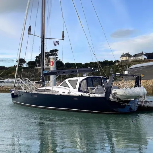 Mary Blue III Yacht Photos Pics Exterior view of MARY BLUE III