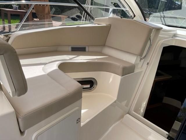 2013 Pursuit SC 365 i