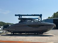 2024 Cruisers Yachts 42 GLS SOUTH BEACH OB