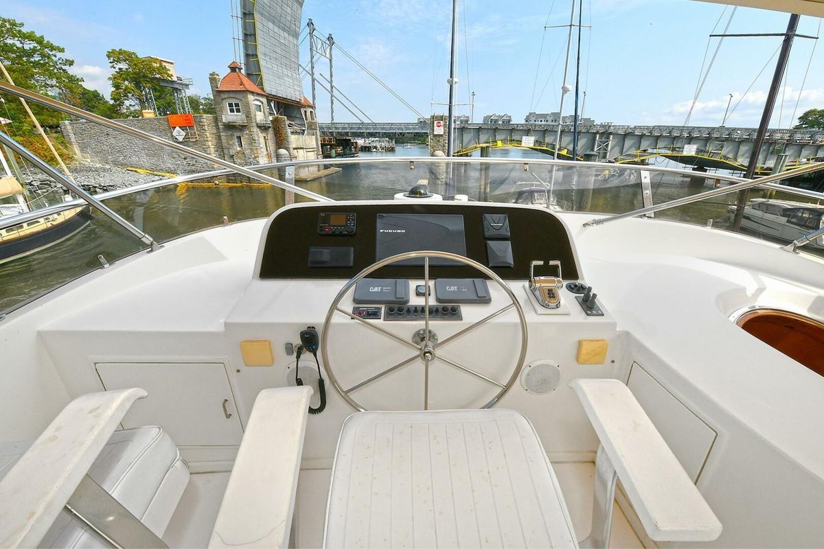 2002 Grand Alaskan 64 