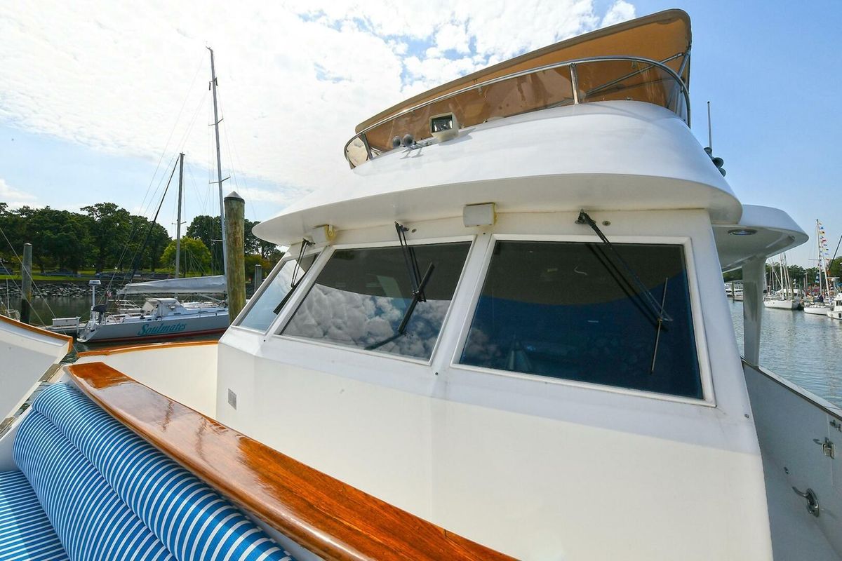 2002 Grand Alaskan 64 