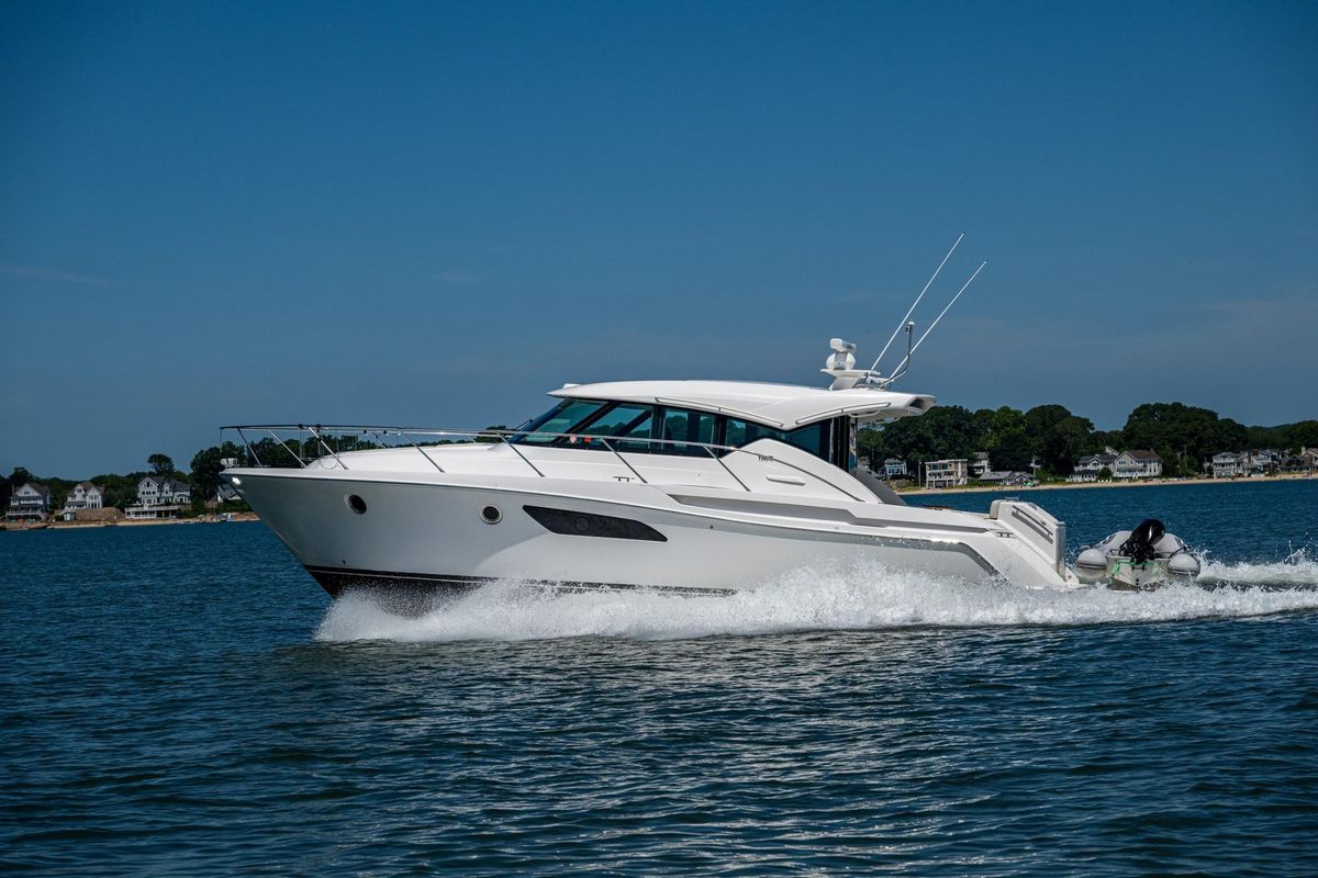 2020 Tiara Yachts 44 