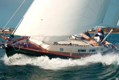 2025 Rustler 42