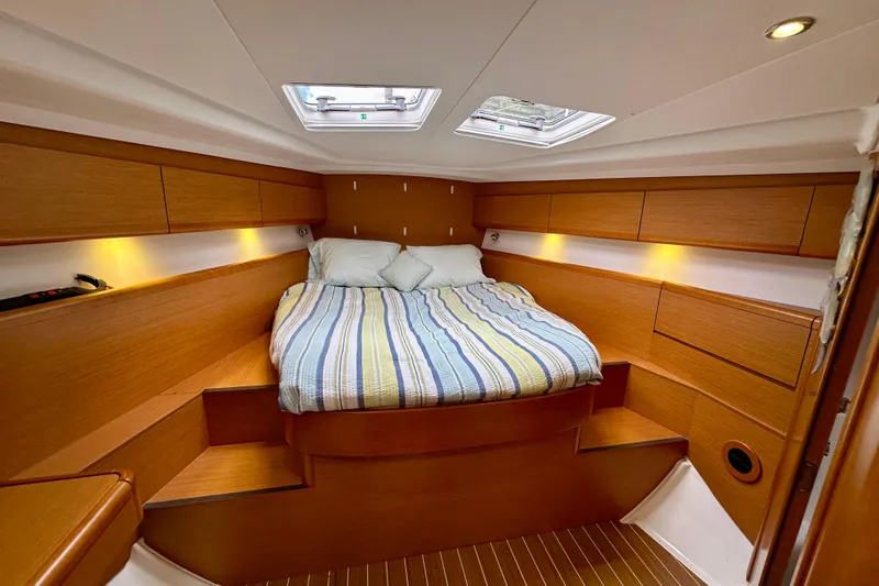 Porte Du Soleil Yacht Photos Pics Luxurious cabin interior of 2015 Jeanneau Sun Odyssey 50 DS sailboat.