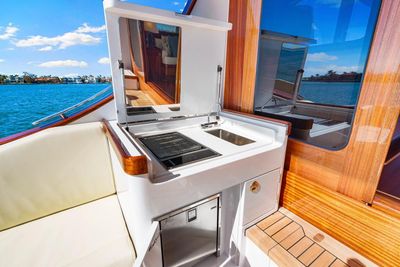 Yacht