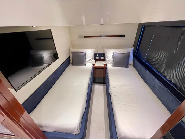 "maximus" Yacht Photos Pics 