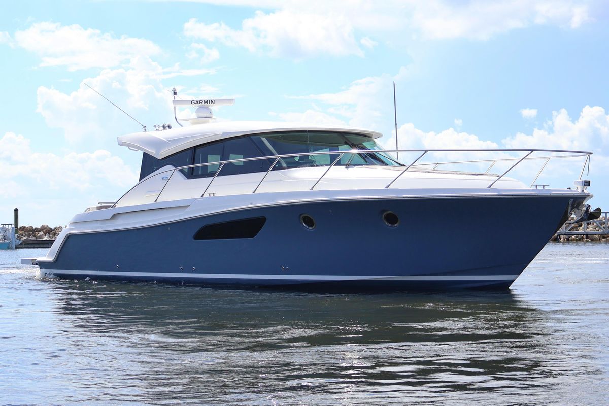 2020 Tiara Yachts 44 