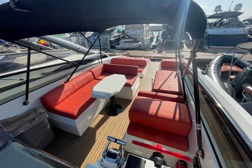 2014 Vanquish Yachts 42 