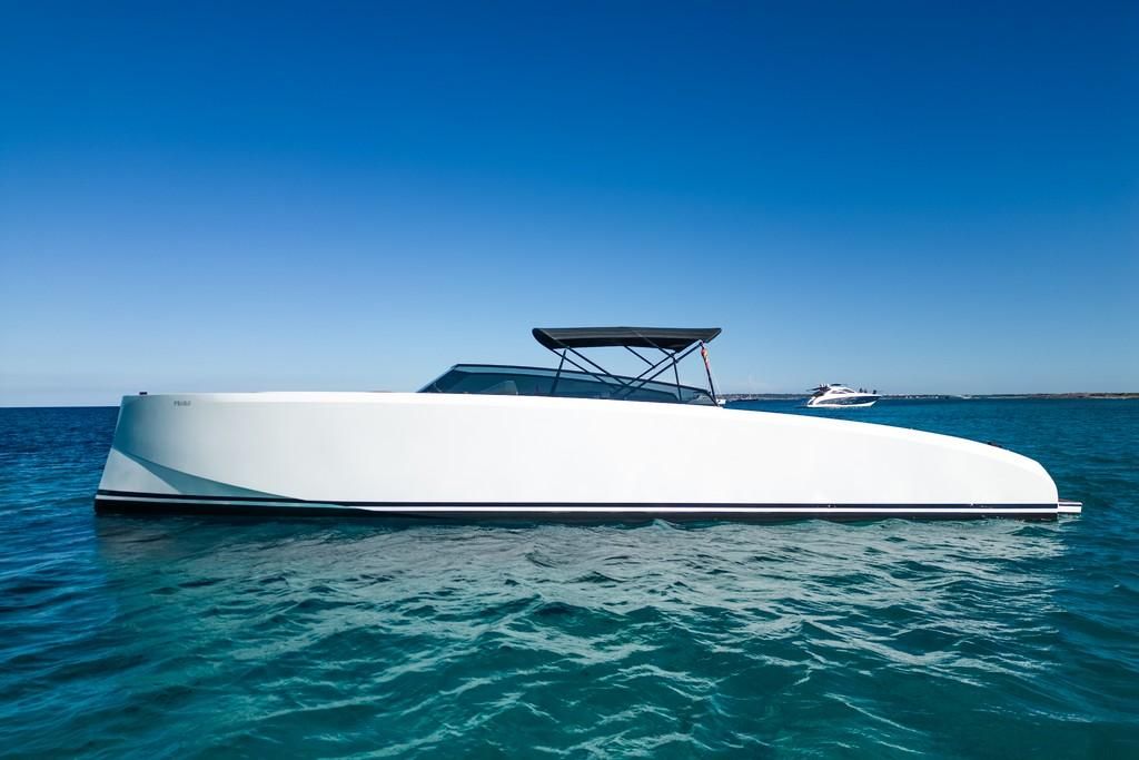 2014 Vanquish Yachts 42 