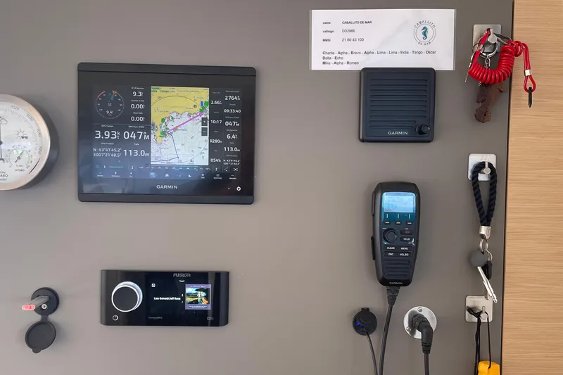 Cabalito De Mar Yacht Photos Pics Navigation equipment on 2024 Fountaine Pajot Catamaran Elba 45, featuring Garmin displays and controls.