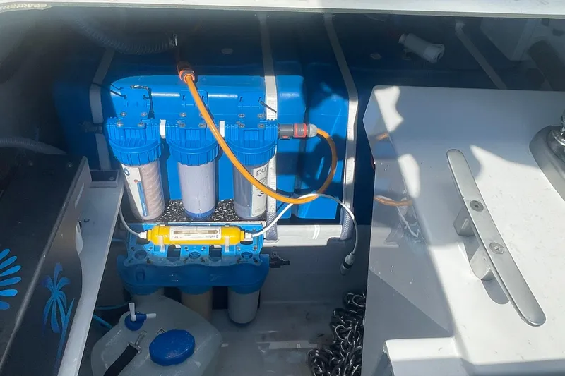 Cabalito De Mar Yacht Photos Pics Water filtration system on 2024 Fountaine Pajot Catamaran Elba 45.