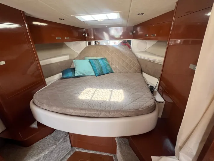 Bay Dream Yacht Photos Pics 