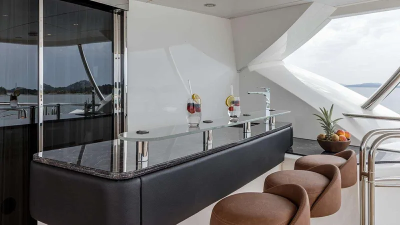 Andromeda Yacht Photos Pics Sunseeker 121 yacht flybridge for sale 2010