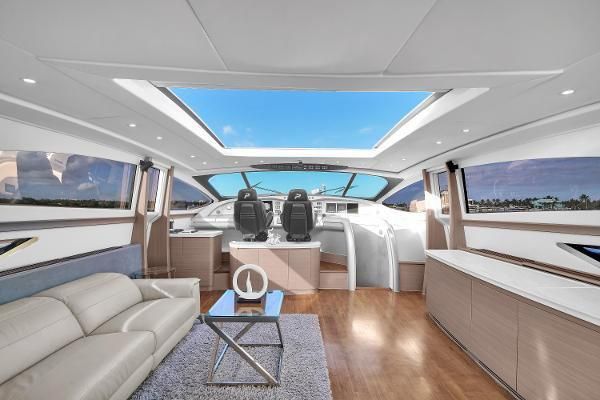 2001 Pershing 88