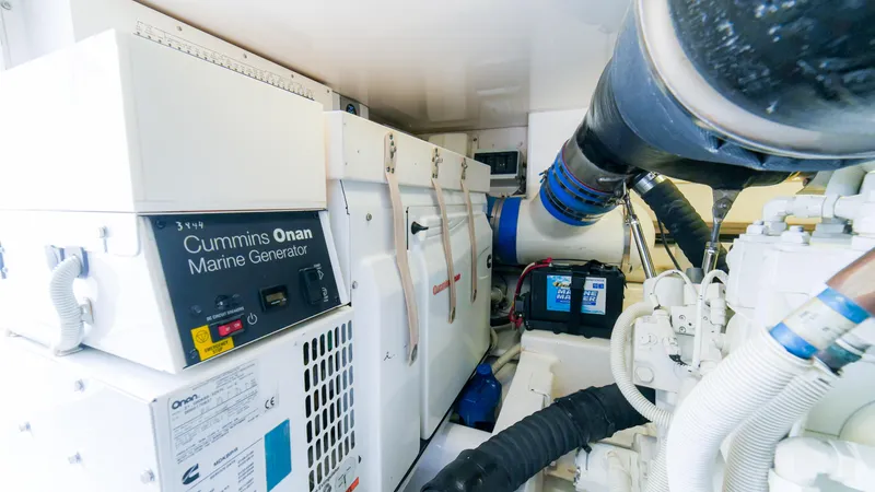 Manudito Yacht Photos Pics 