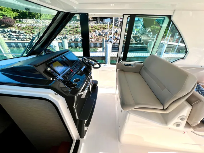 Papa Charlie Yacht Photos Pics 