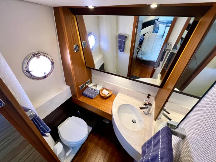 Papa Charlie Yacht Photos Pics 