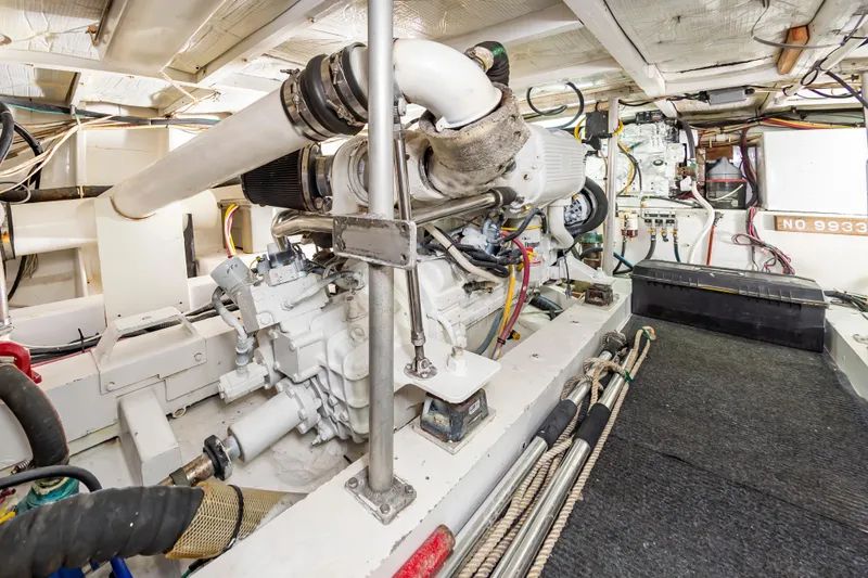 Carolina Girl Yacht Photos Pics 