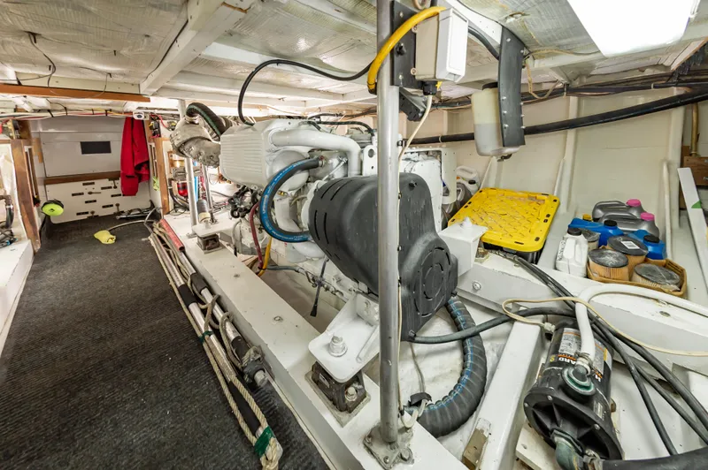 Carolina Girl Yacht Photos Pics 