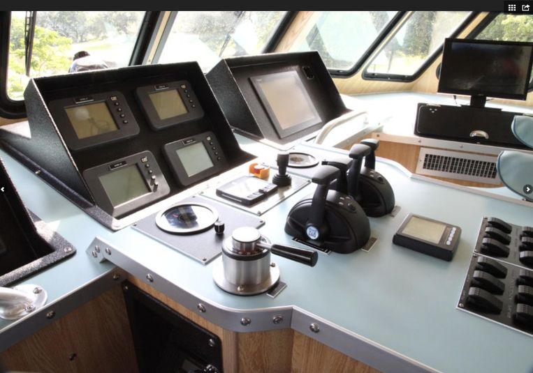 2013-204-breaux-brothers-fast-expedition-yacht