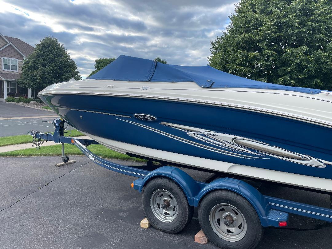 2007 Sea Ray 210 Select Runabout for sale - YachtWorld