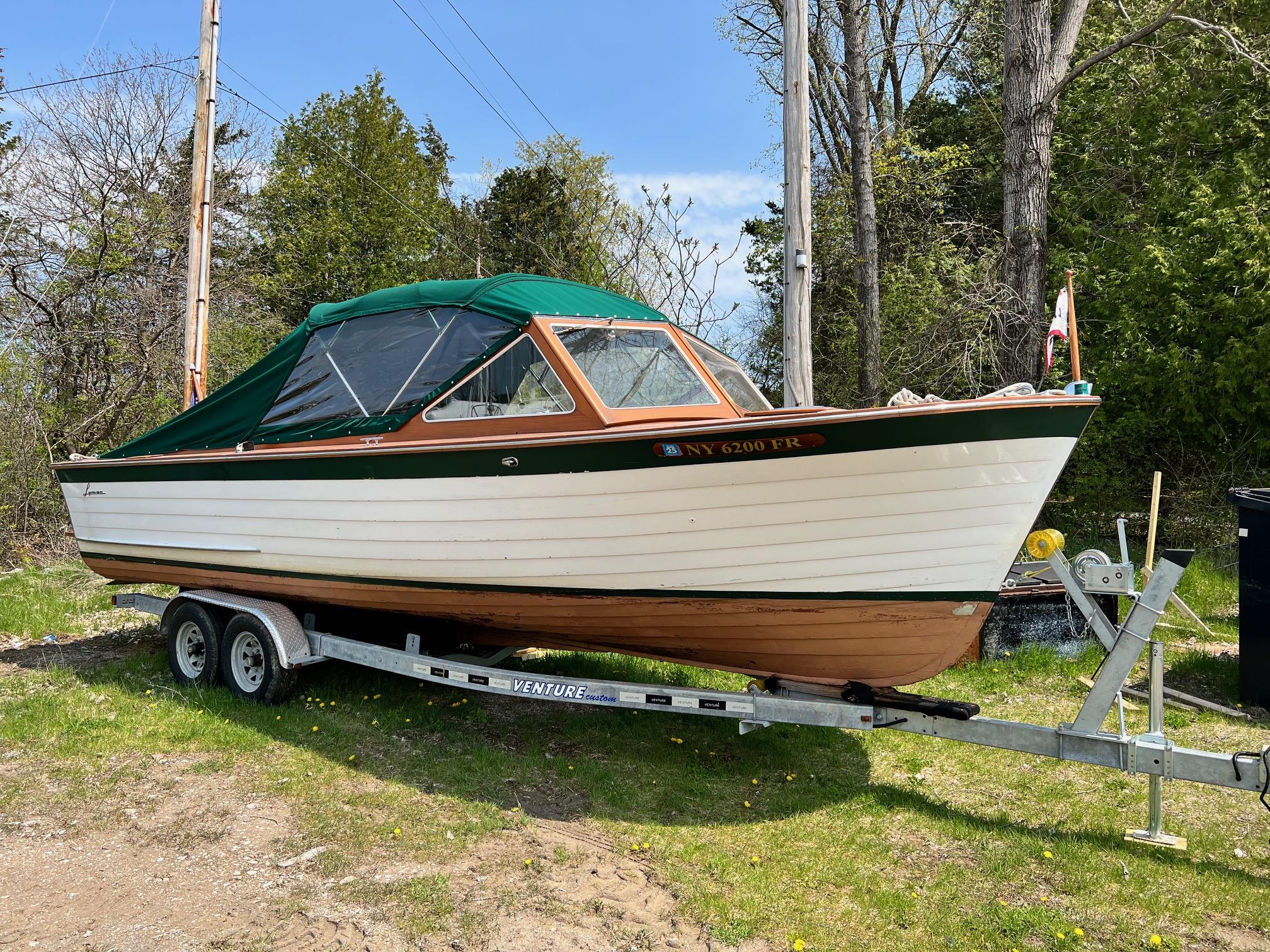 1967 Lyman 26 Cruisette Antique and Classic for sale - YachtWorld