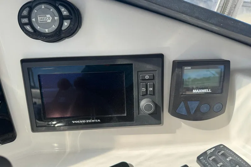 My Reality Yacht Photos Pics Control panel of a 2012 Neptunus 62 Flybridge with Volvo Penta and Maxwell displays.