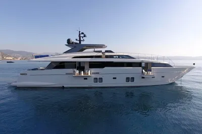 2021 Sanlorenzo SL118