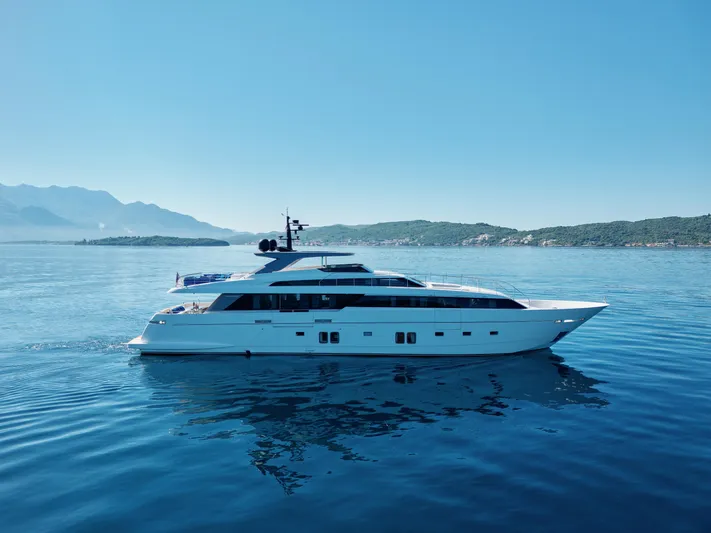 Sl118 Yacht Photos Pics Sanlorenzo SL118