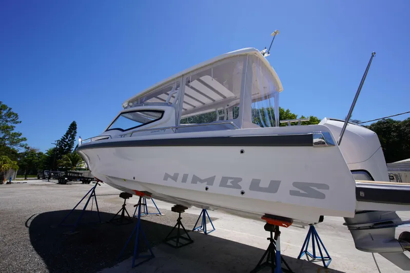 In-stock 2024 Nimbus W9 #288 Yacht Photos Pics Nimbus Weekender 9 #288