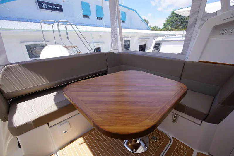 In-stock 2024 Nimbus W9 #288 Yacht Photos Pics Nimbus Weekender 9 #288