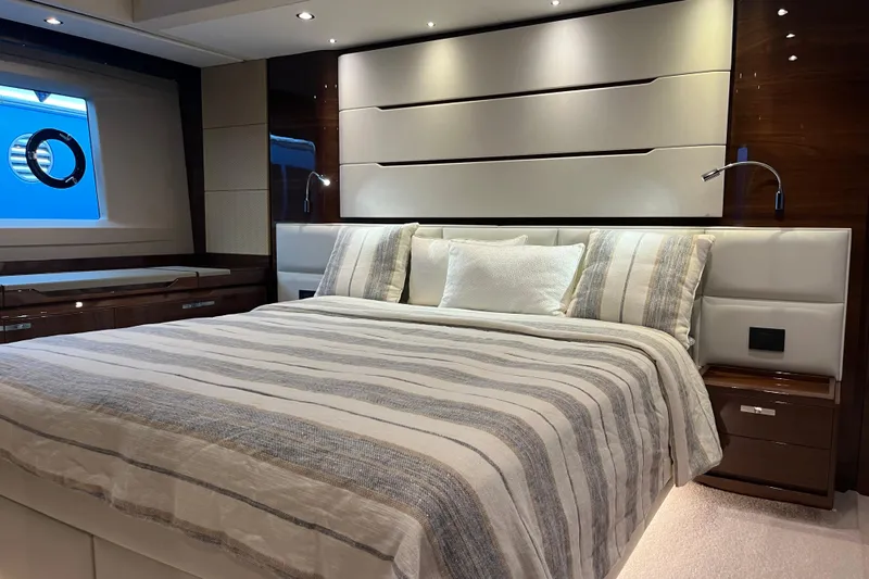  Yacht Photos Pics Owners Stateroom&nbsp;