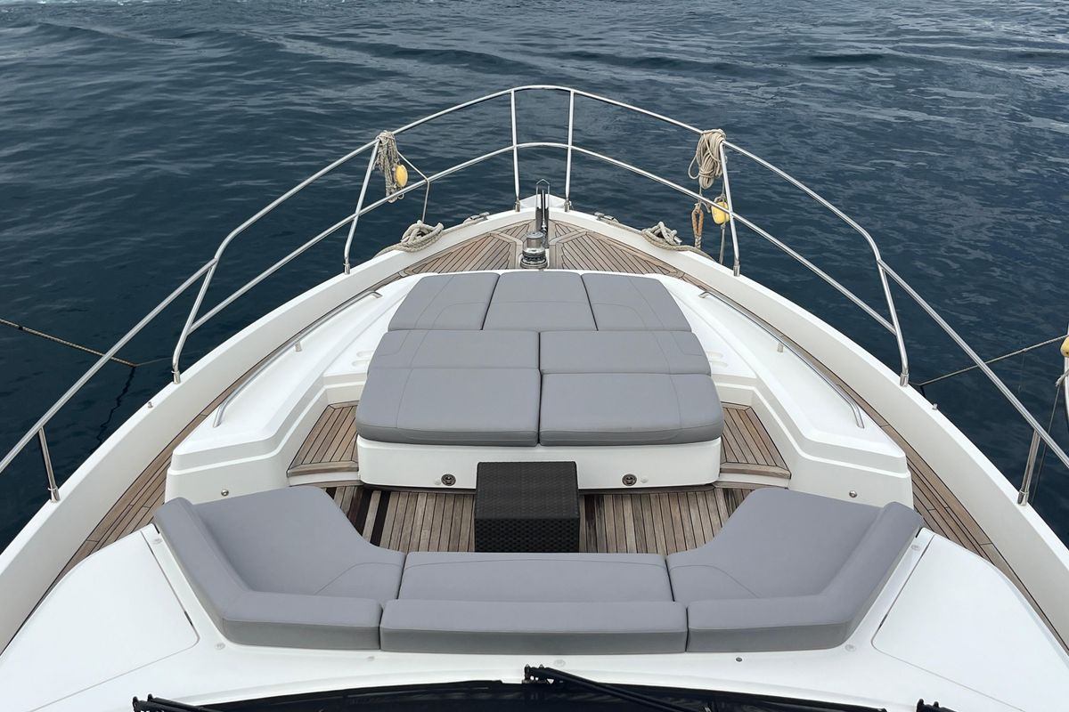2016 Princess 68 