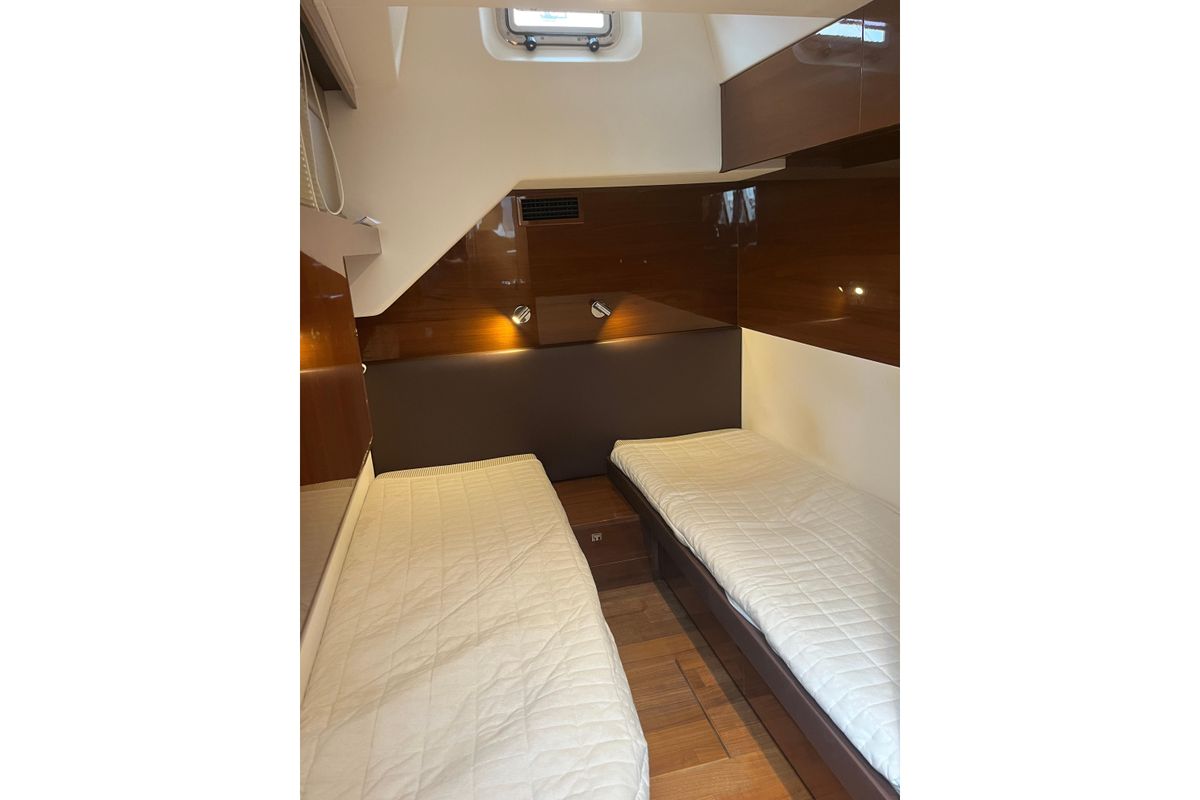 2016 Princess 68 
