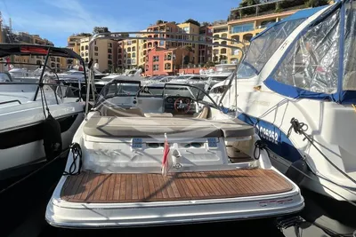 2017 Bayliner VR5 Cuddy