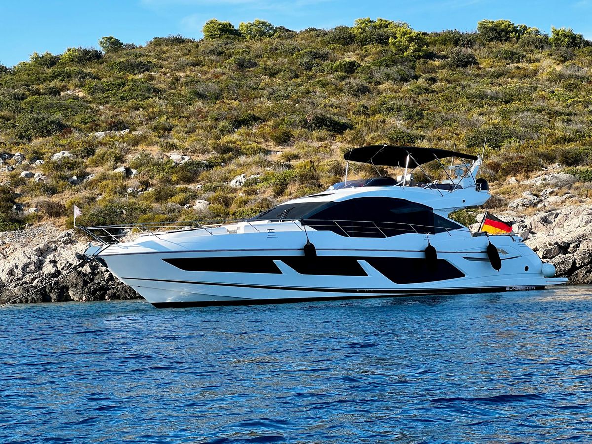 2019 Sunseeker 74 