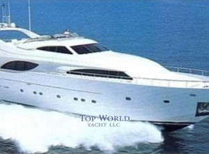 2004 Ferretti Yachts 94
