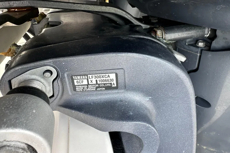  Yacht Photos Pics Yamaha LF300XCA engine on 2015 Everglades 295 Center Console boat.