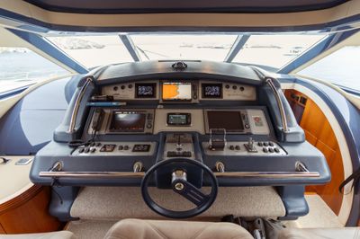 Yacht