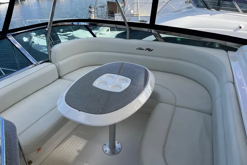 N/a Yacht Photos Pics Luxurious seating area on 2006 Sea Ray 52 Sedan Bridge yacht, featuring elegant design.