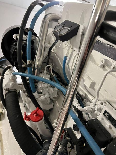 2005 Sea Ray 52 Sedan Bridge