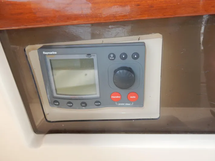 Tilikum III Yacht Photos Pics 