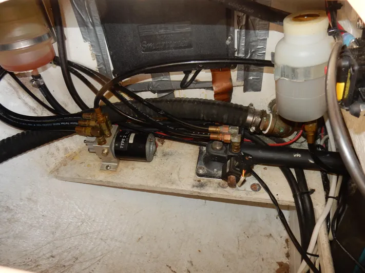 Tilikum III Yacht Photos Pics 