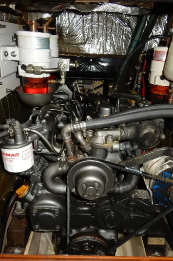 Tilikum III Yacht Photos Pics 