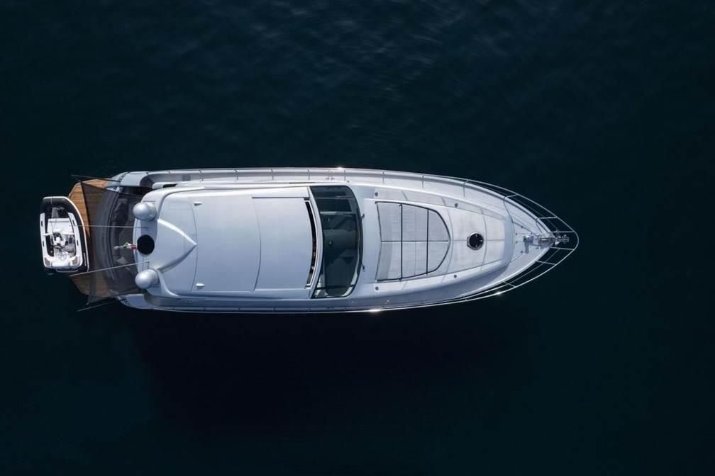 2005 Pershing 63 